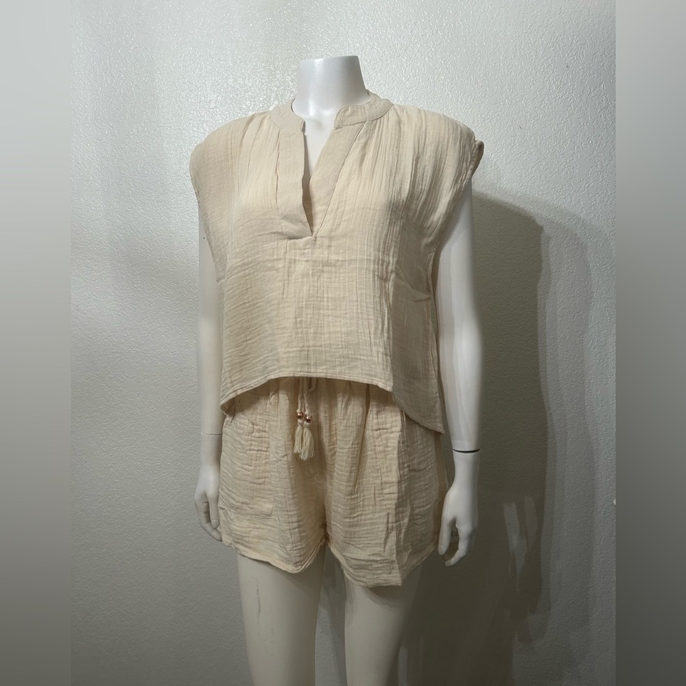 Cream Gauze Cliffside V-Neck Airy Top Two-Piece Top & Shorts Set